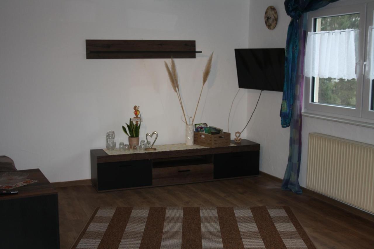 Chiaras Ferienwohnung Heusweiler Exteriör bild